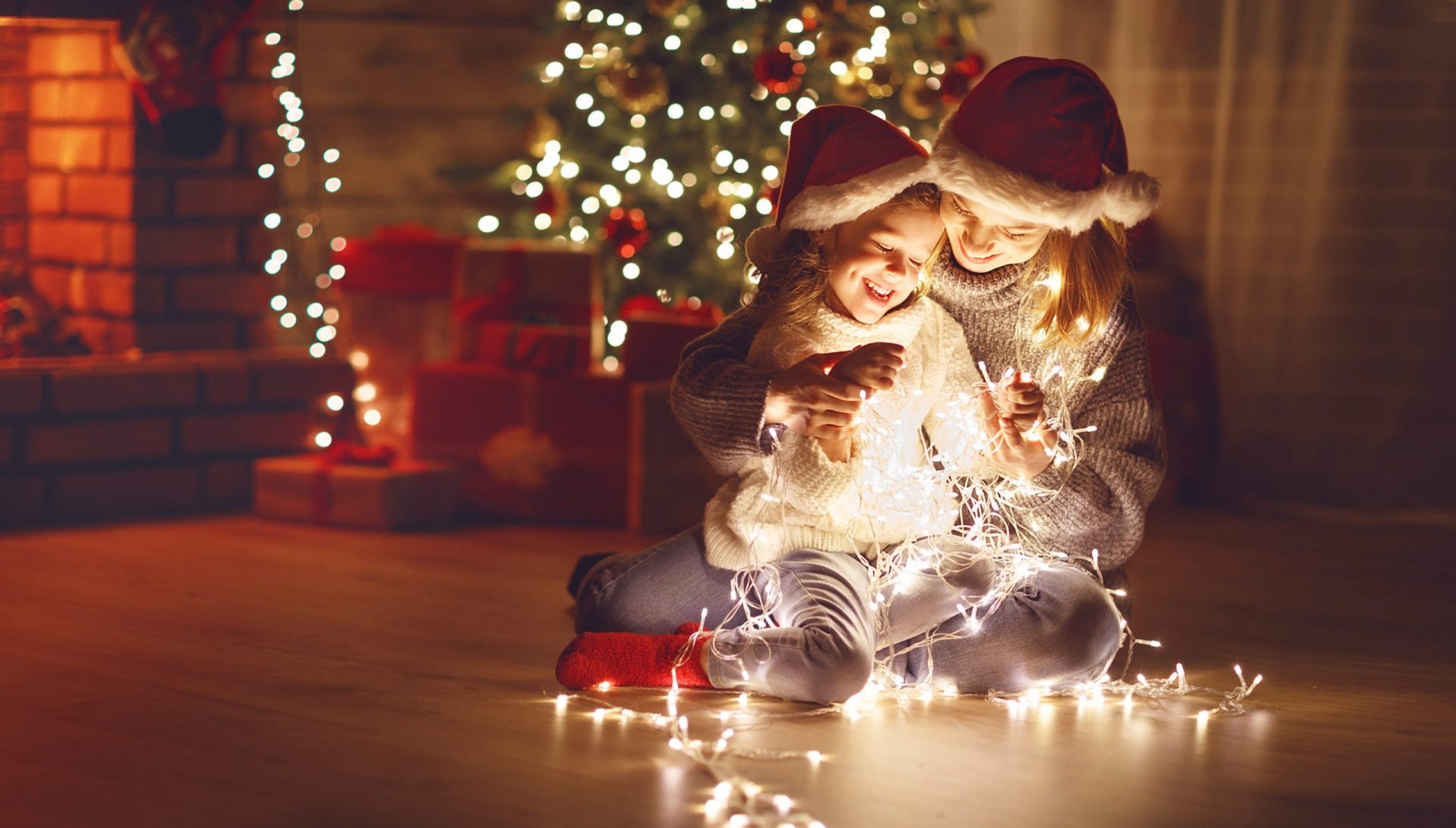 Cuanto consumen las luces de Navidad y como pueden afectar tu factura scaled - ¿Cuánto consumen las luces de Navidad y cómo pueden afectar tu factura?